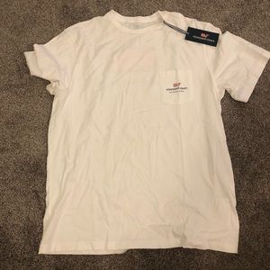 Vineyard Vines Shirts - Vineyard vines pocket tee Vineyard Vines Shirts - Vineyard vines pocket tee